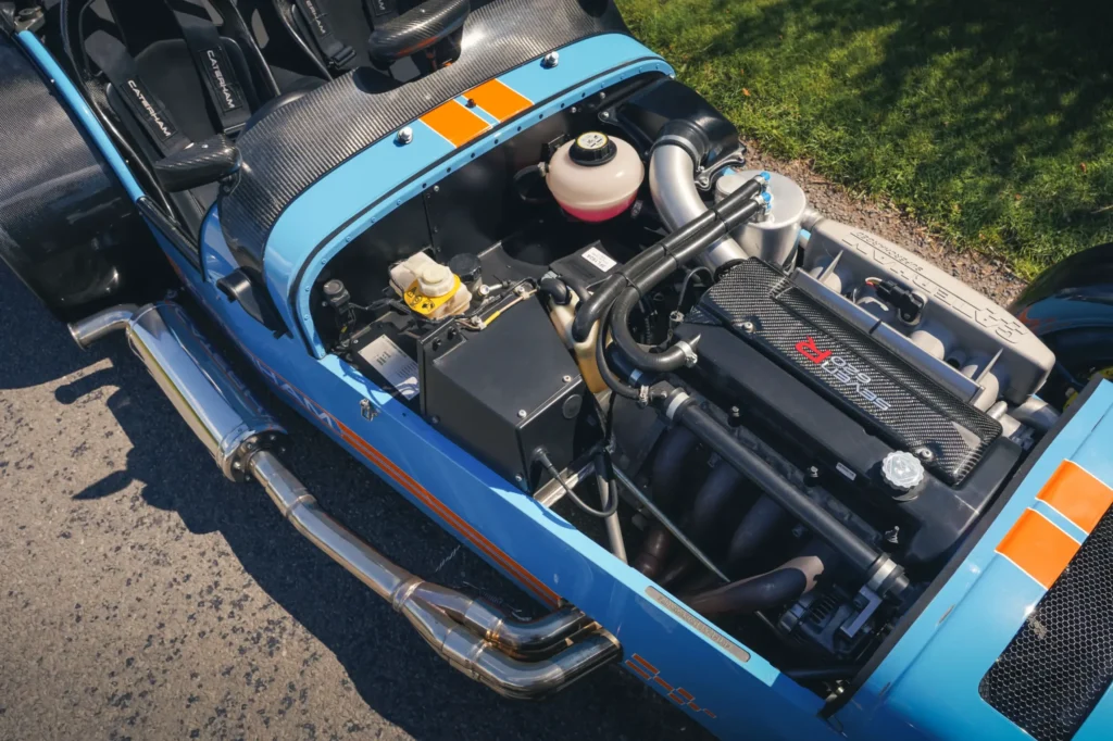 Caterham 620R, 2.0-litre Ford Duratec, Supercharged Duratec, sequential gearbox