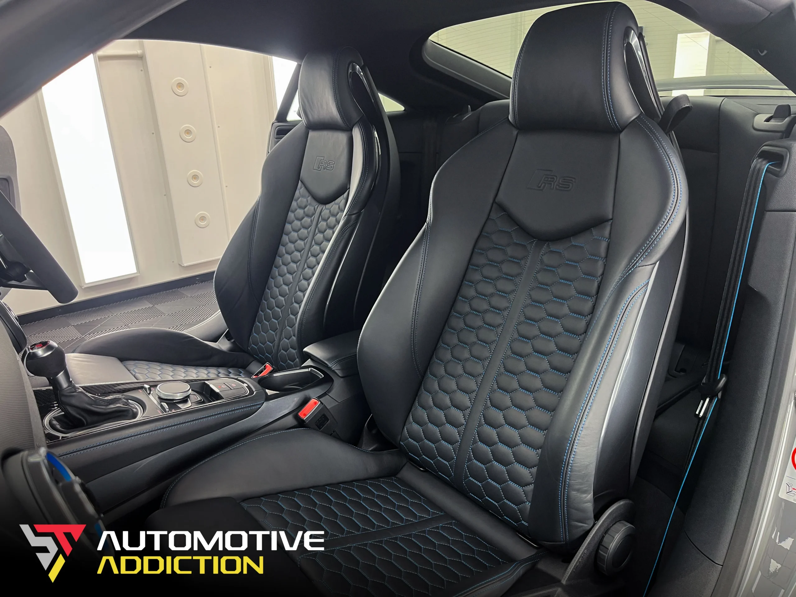 Audi blue design pack