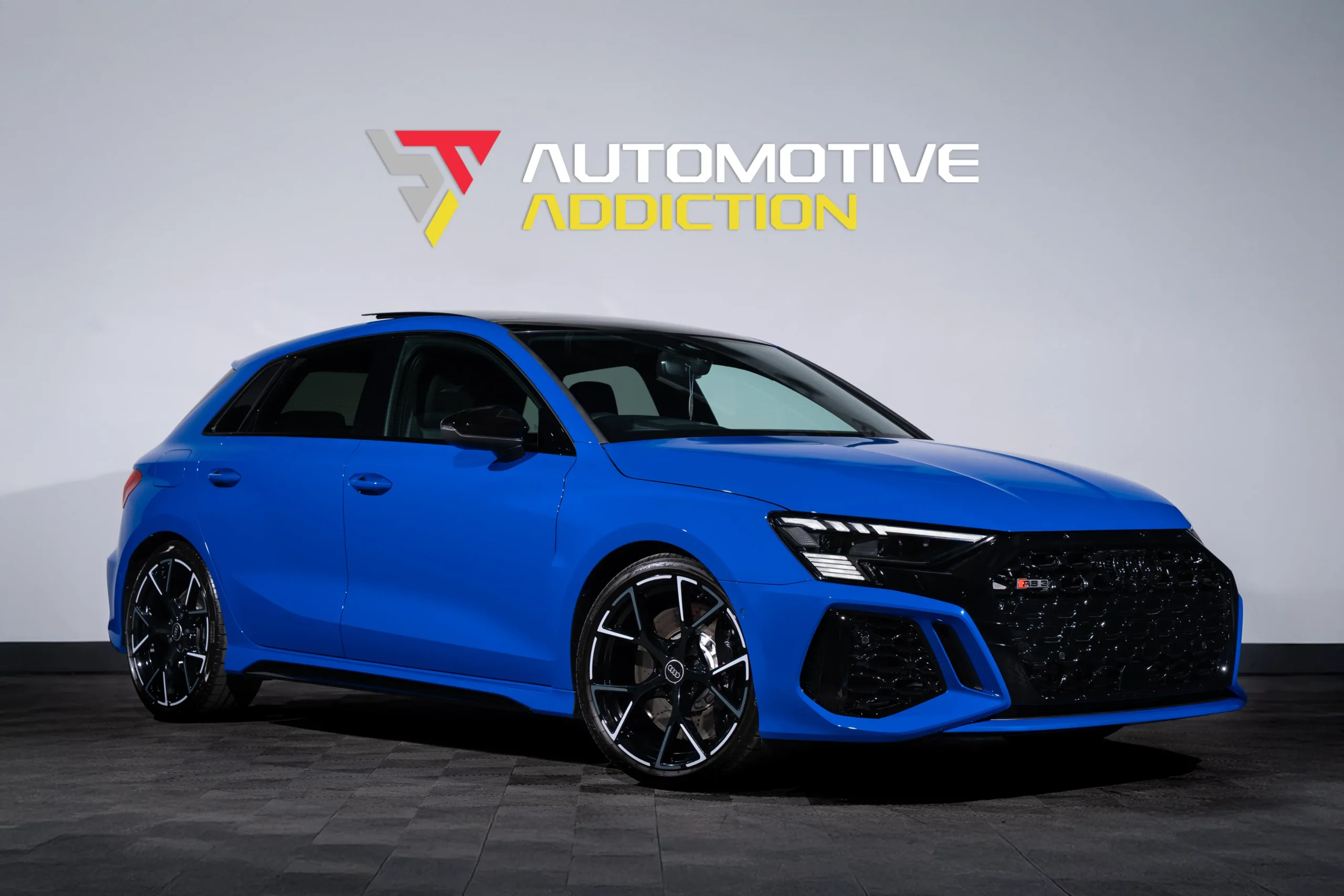 audi exclusive Nogaro Blue