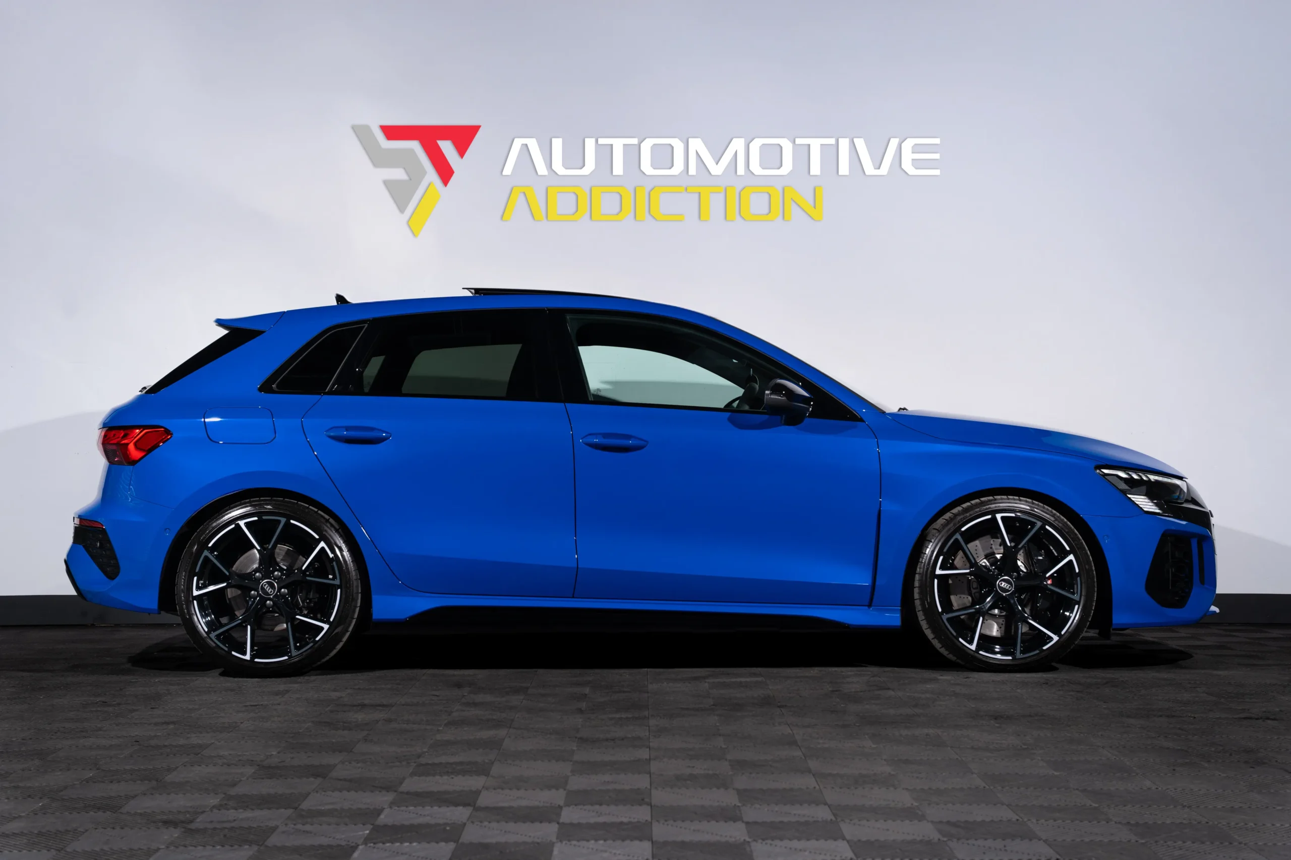 Nogaro Blue rs3