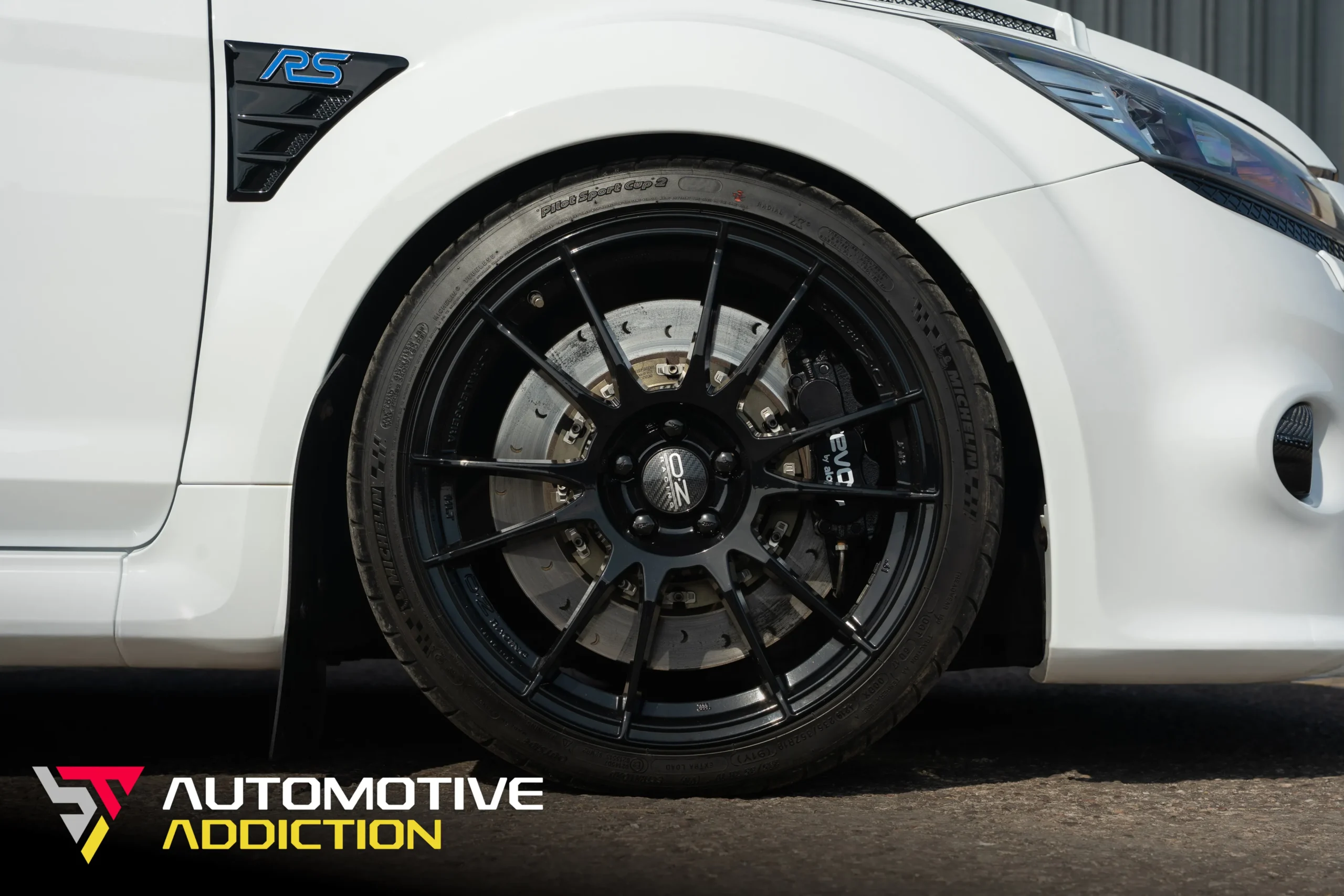 Focus RS O.Z Racing Ultraleggera HLT Wheels