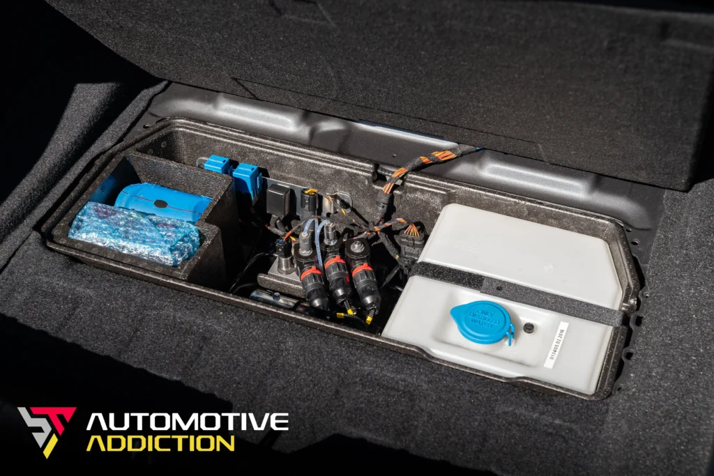 bmw m4 Water Injection tank