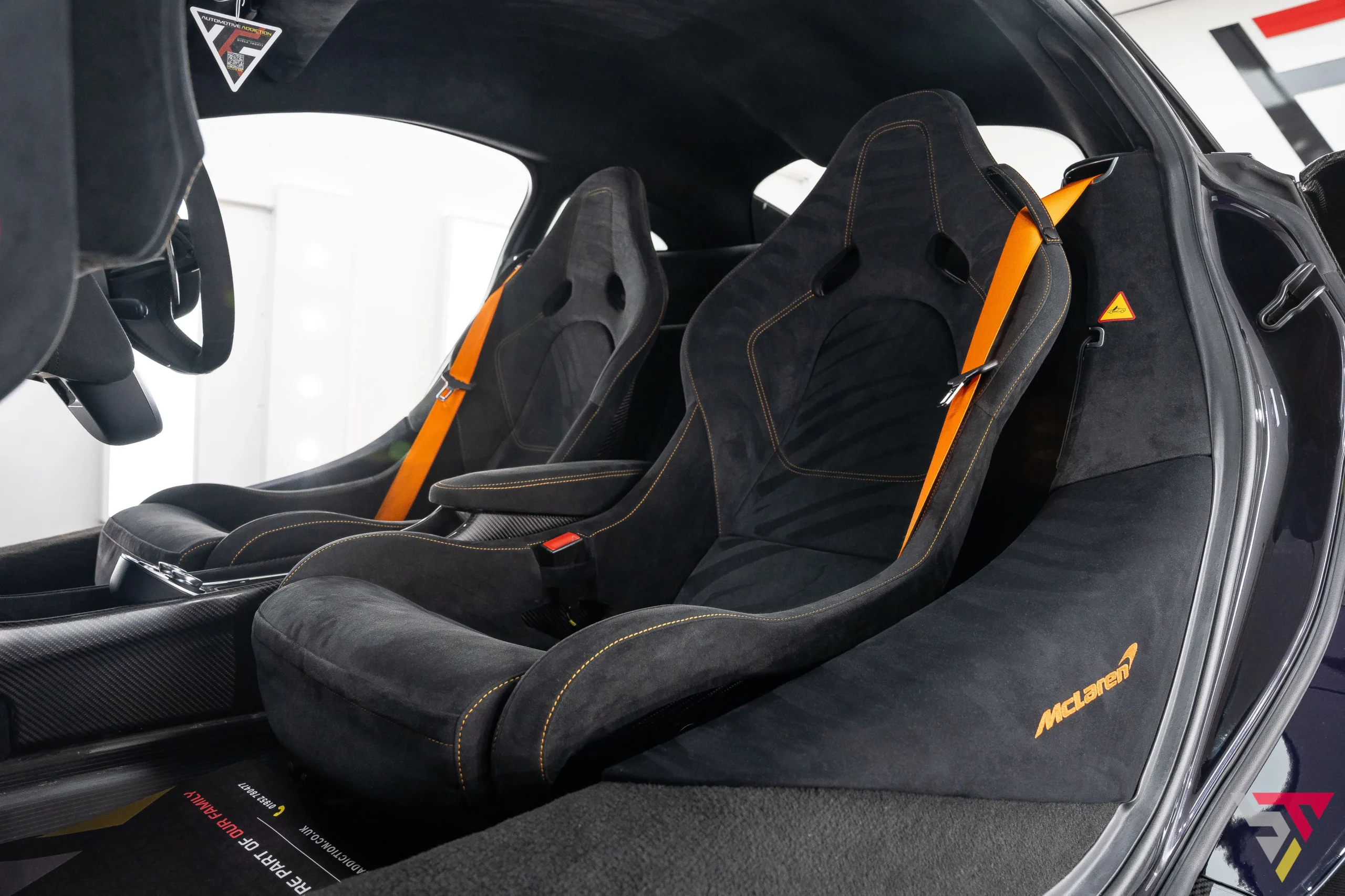 McLaren 600LT interior