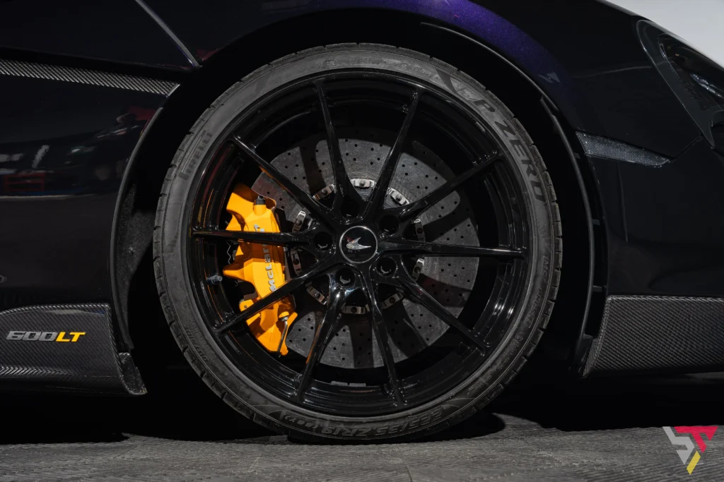 McLaren 600LT brakes