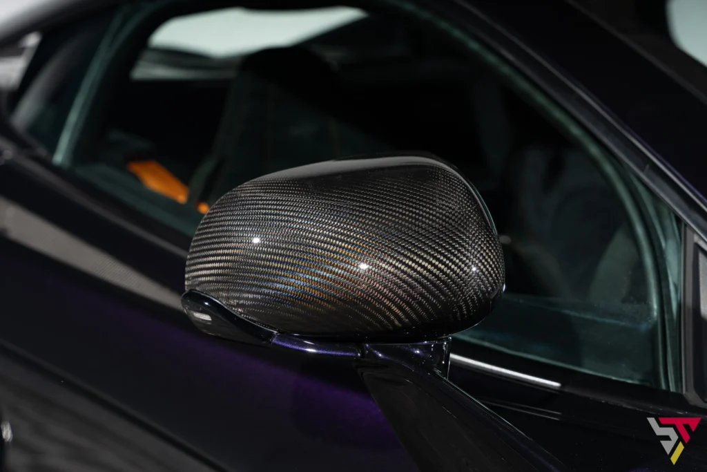 600LT carbon mirror