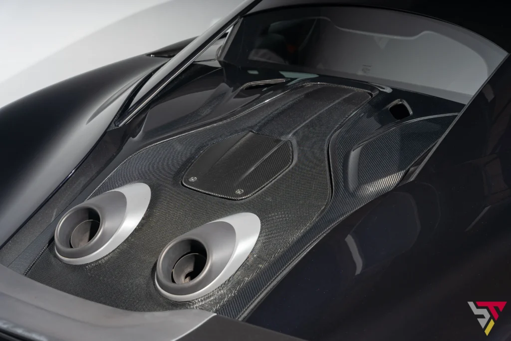 600LT high level exhaust
