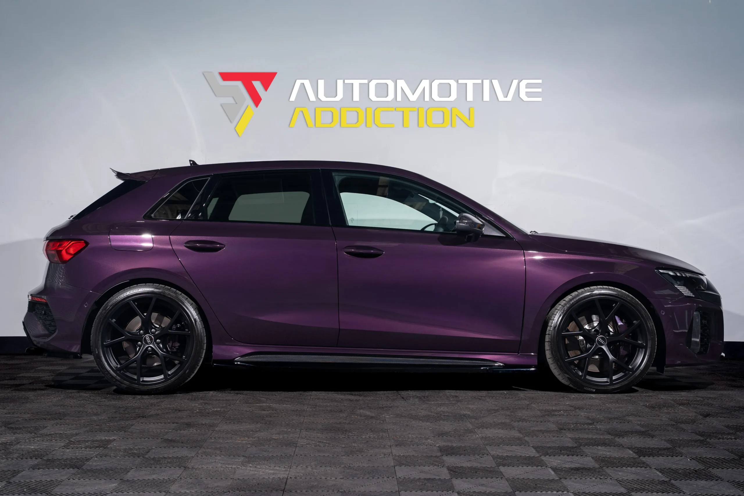 audi rs3 purple