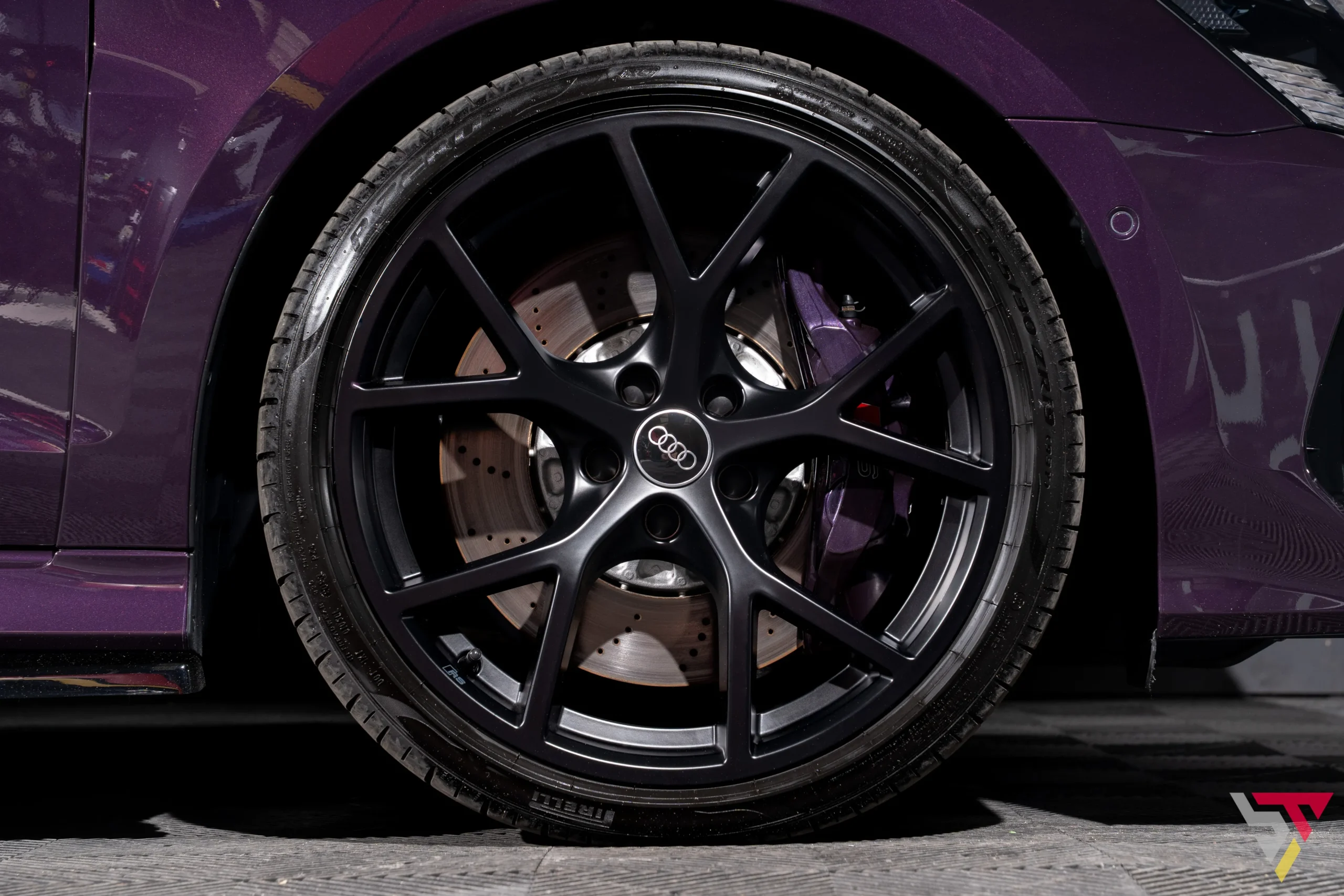 audi carbon black wheels