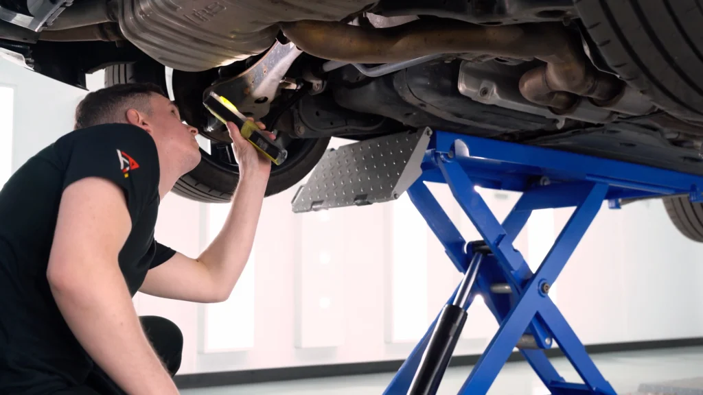 inspecting a crashd amaged rs3