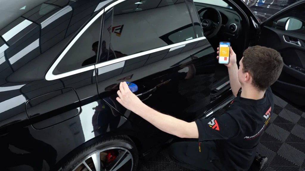 checking a cars paintwork