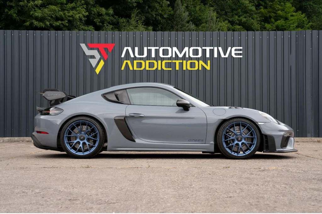 Arctic grey GT4 RS
