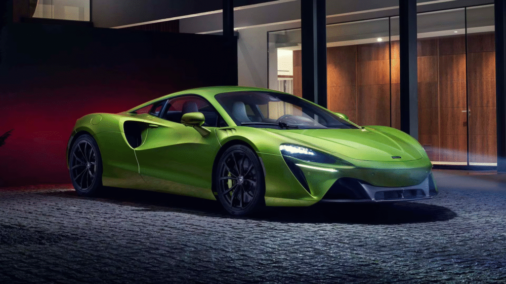 McLaren Artura, 2035 EU car ban