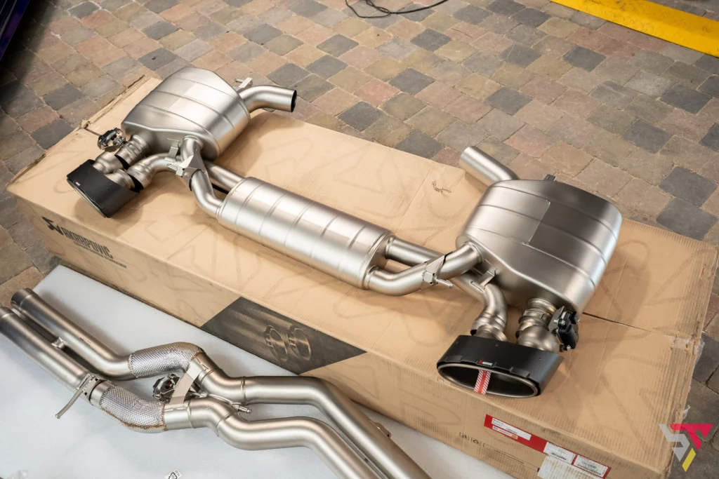 Audi RS6 GT, Akrapovic exhaust, titanium exhaust system