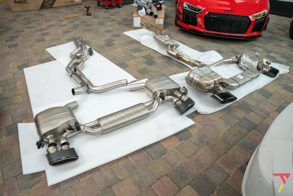 Audi RS6 GT, Akrapovic exhaust, titanium exhaust system, super estate