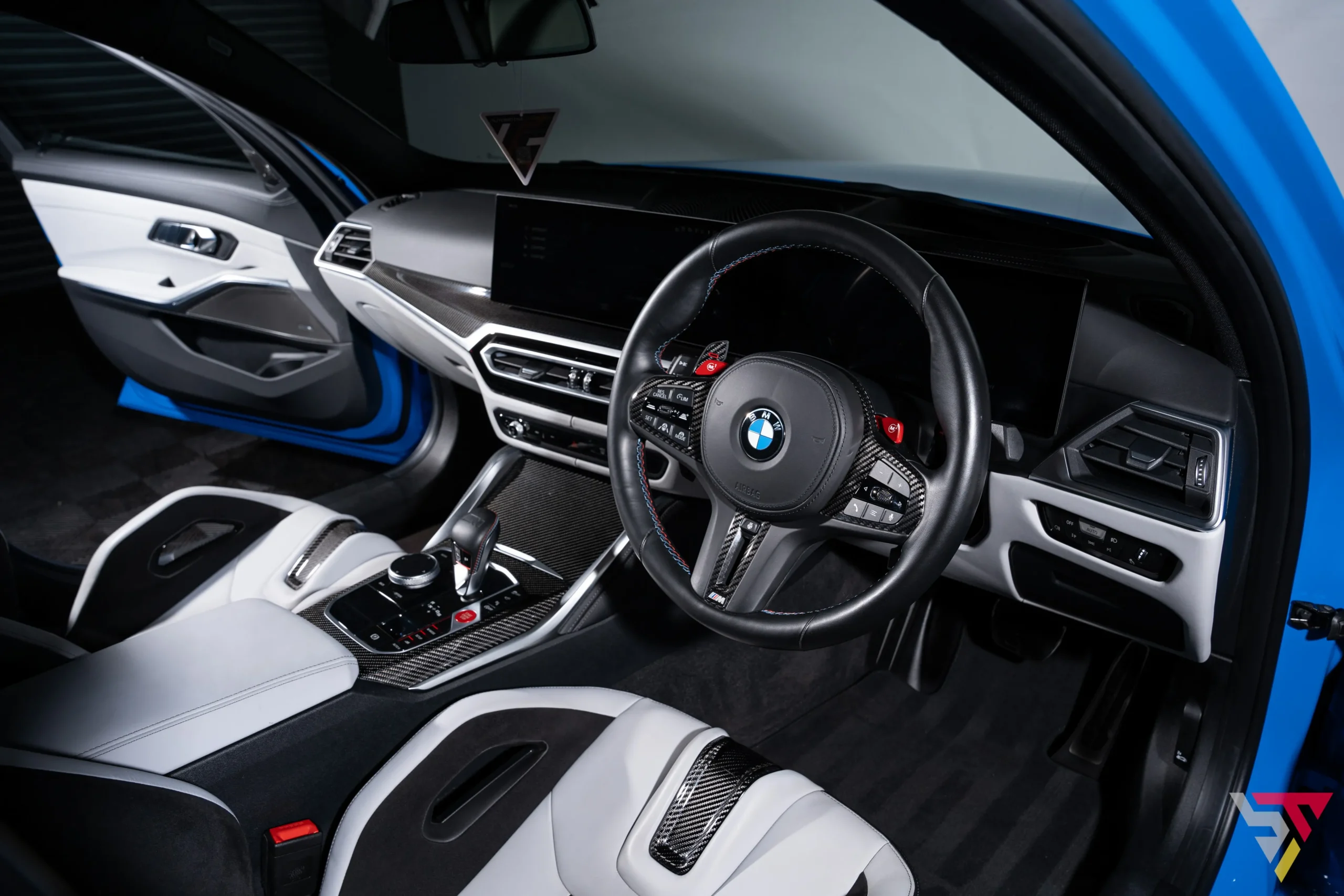 BMW M3 ultimate pack