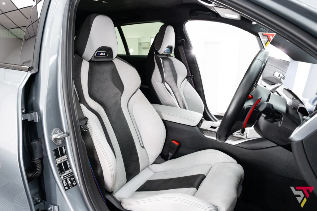 Silverstone & Black Bicolour Merino Leather Interior