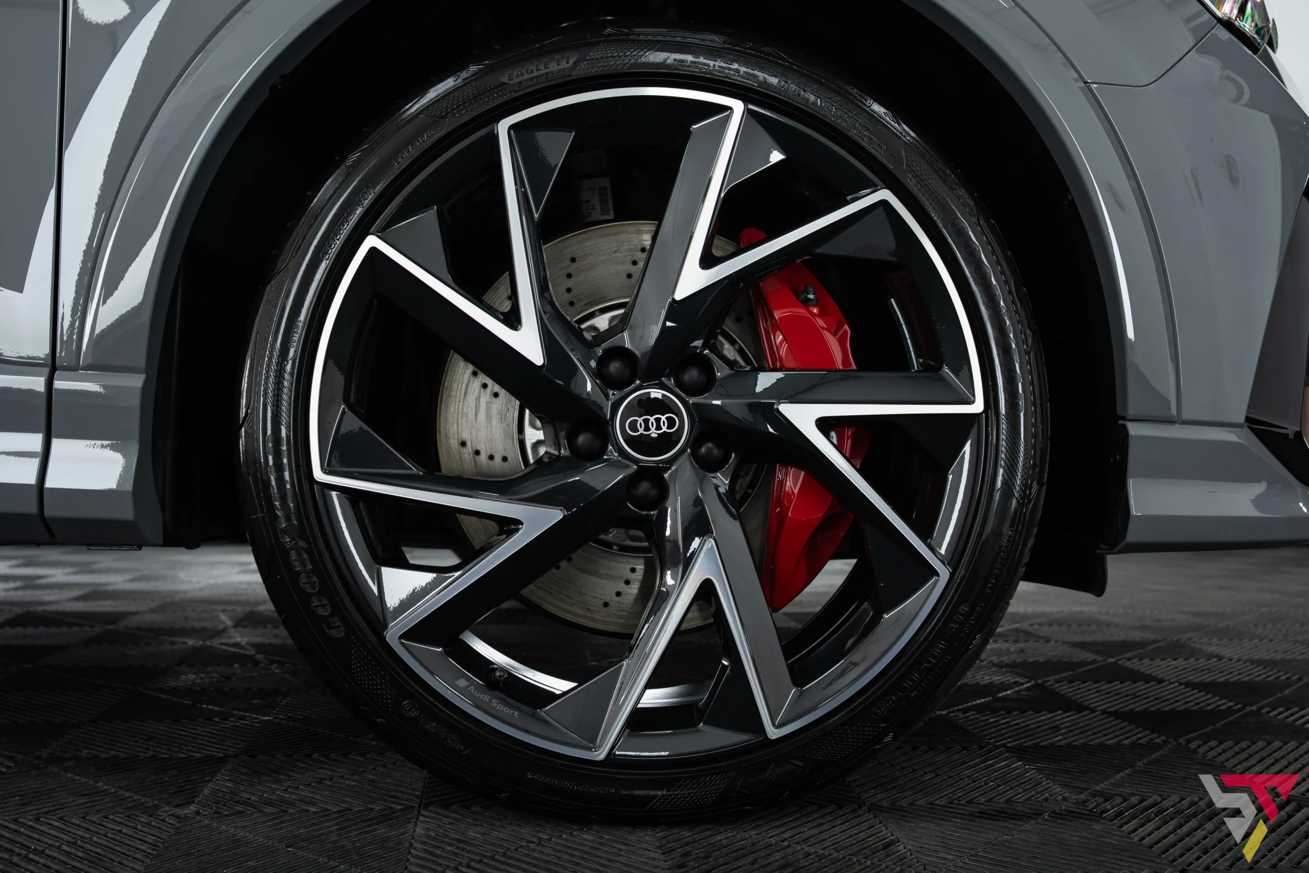 Audi RSQ3 Vorsprung Sportback Nardo Grey For Sale UK Used wheel