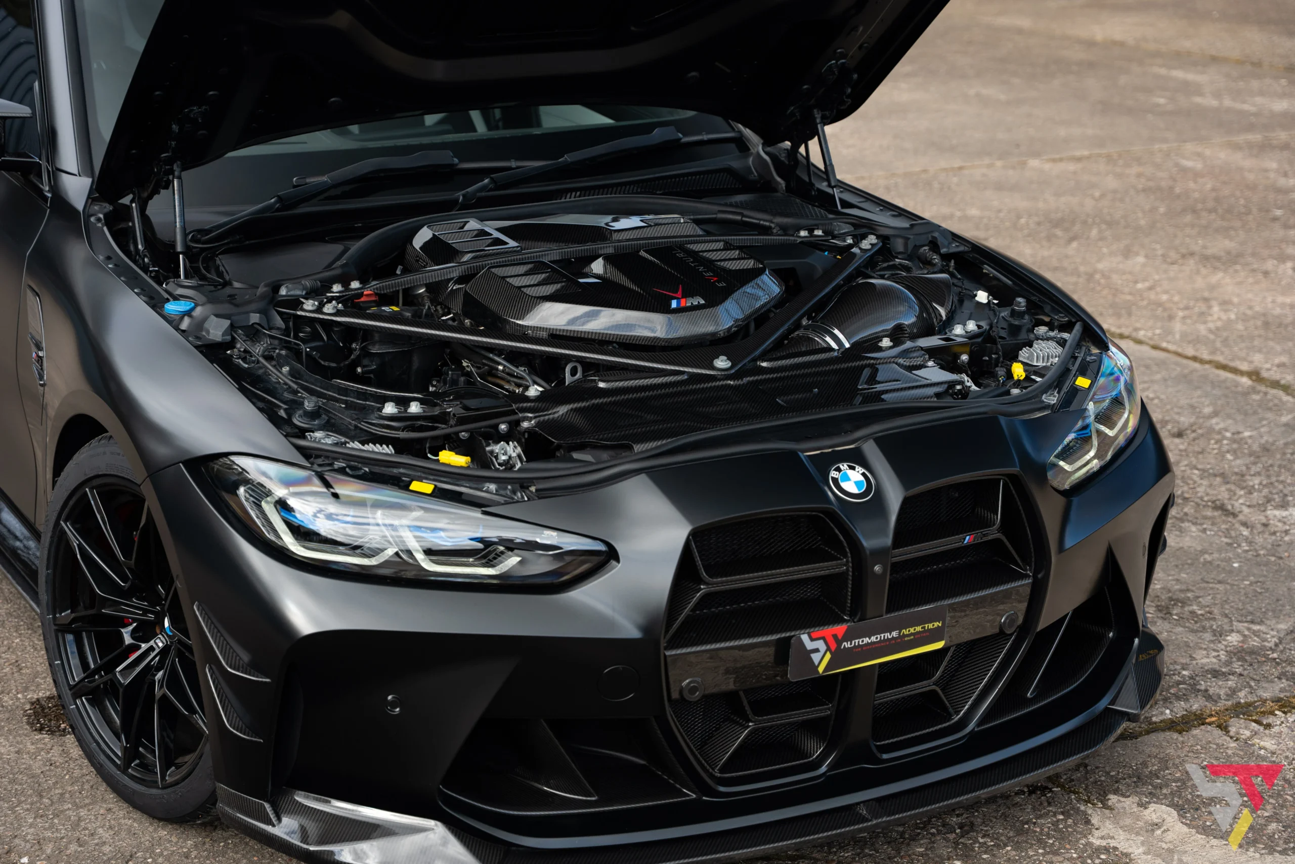 BMW M3 G80 Stage 2 Frozen Black BMW Individual Evolve Automotive 750PS engine bay