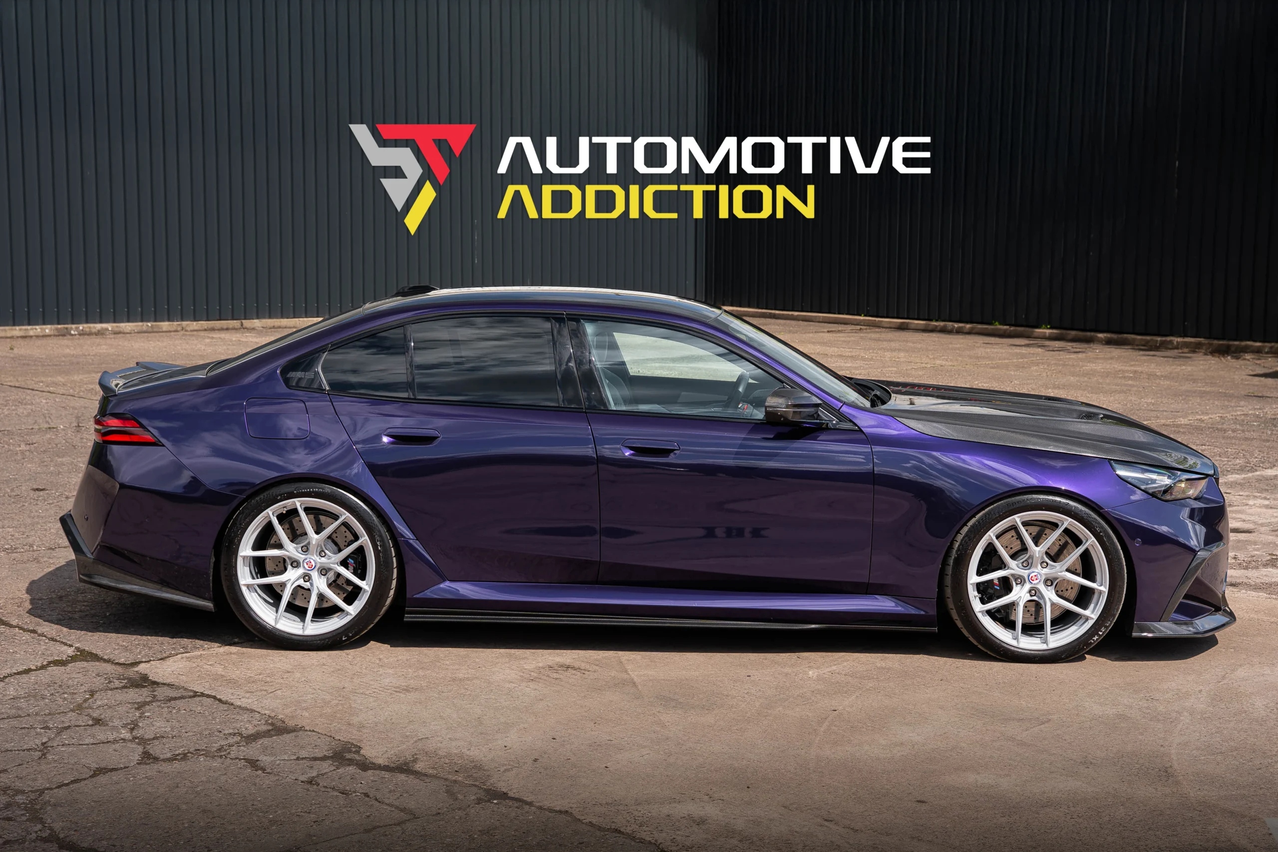 BMW M5 G90 AUTOID Build Midnight Purple For Sale UK Used Side