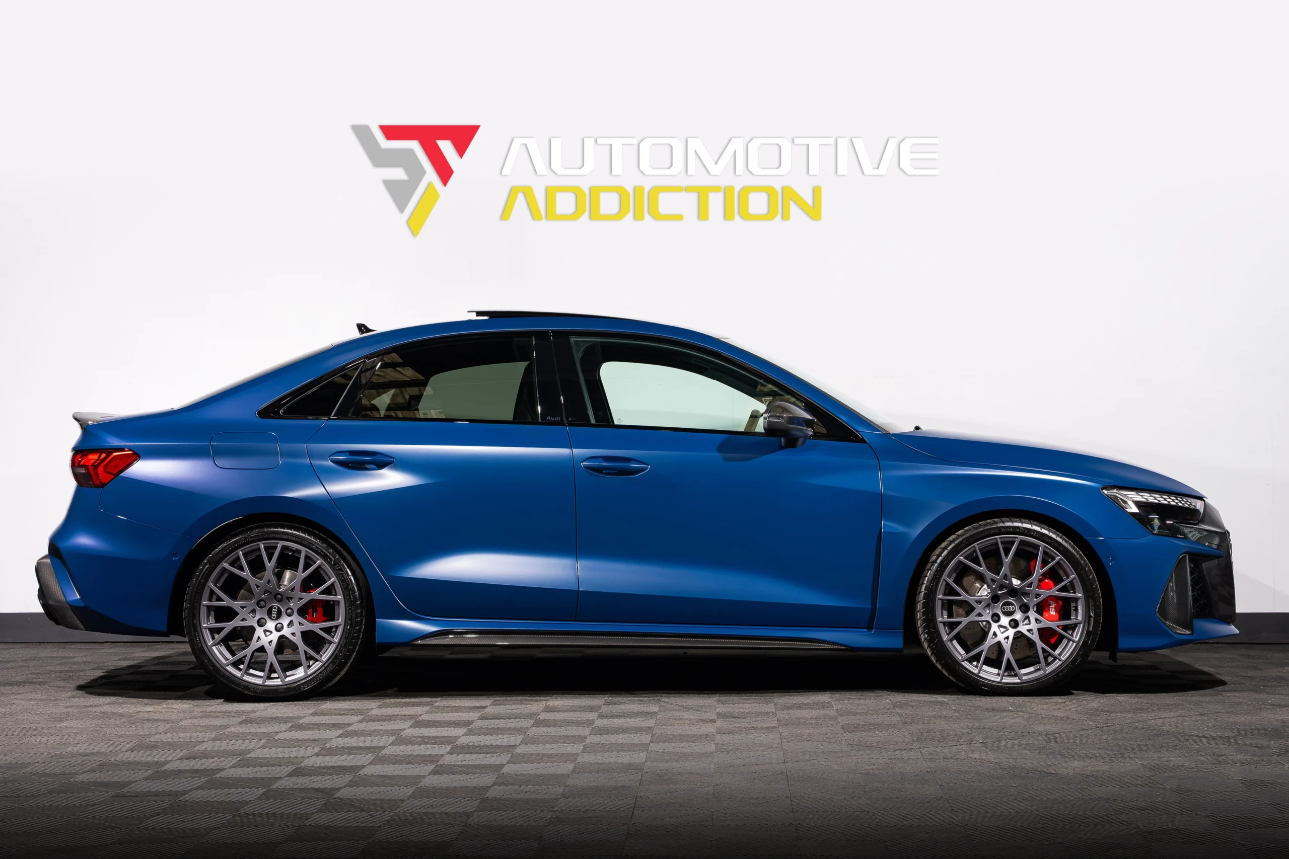 Satin Ascari Blue Audi RS3 Carbon Vorsprung Side