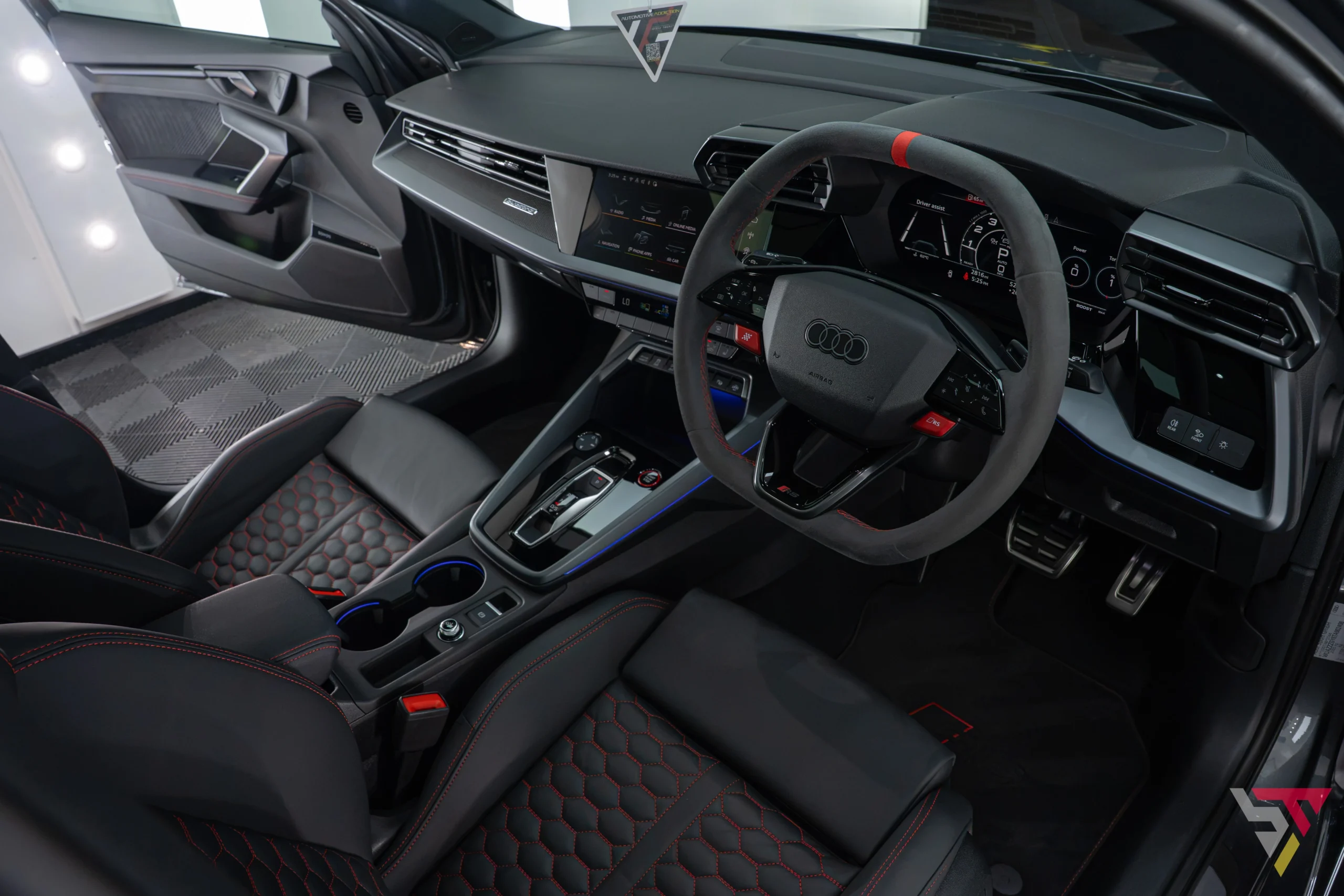 Audi RS3 Carbon Vorsprung Saloon Daytona Grey drivers side