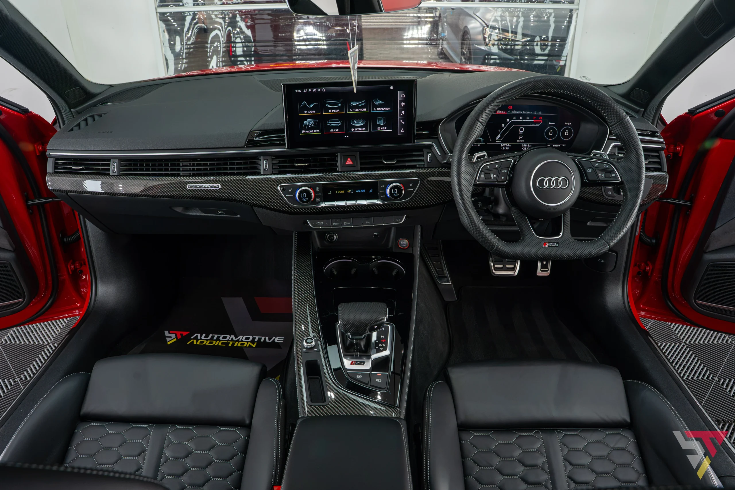 Audi RS4 Carbon Black Tango Red Interior