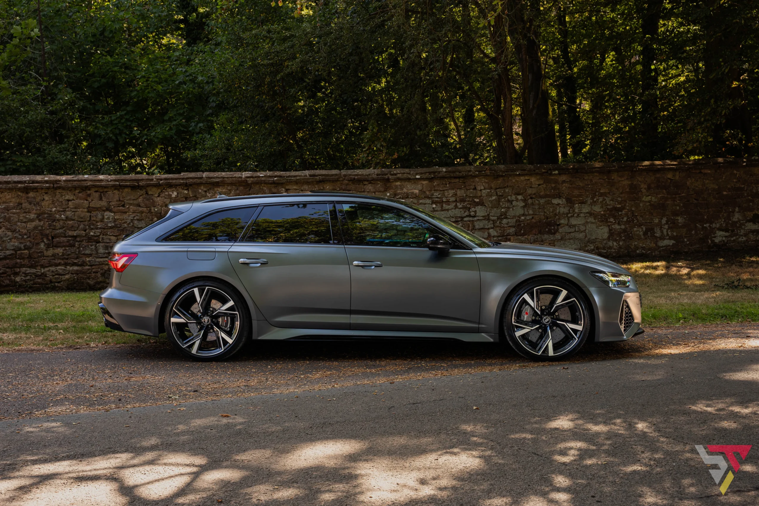 Audi RS6 C8 Vorsprung Daytona Grey Carbon Ceramics side