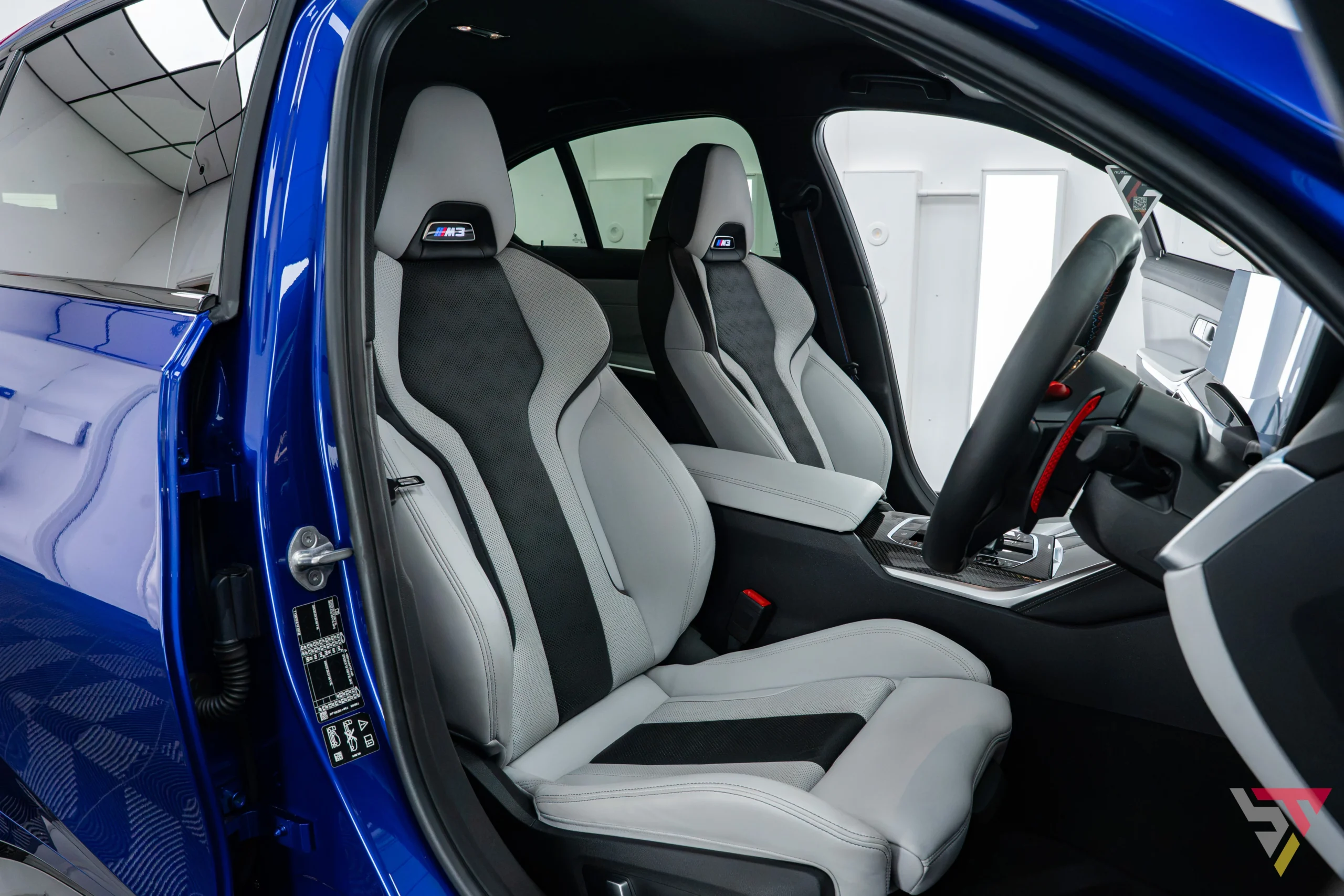 BMW M3 G80 Individual San Marino Blue Seats