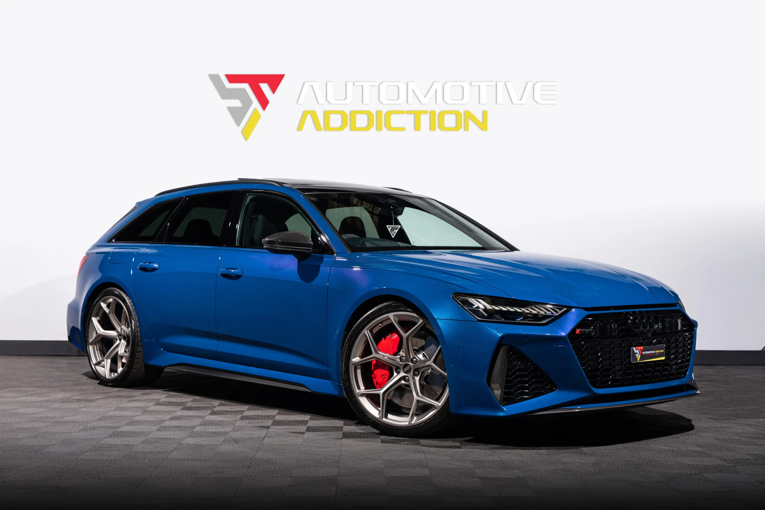 Audi RS6 Performance Carbon Vorsprung Ascari Blue Front