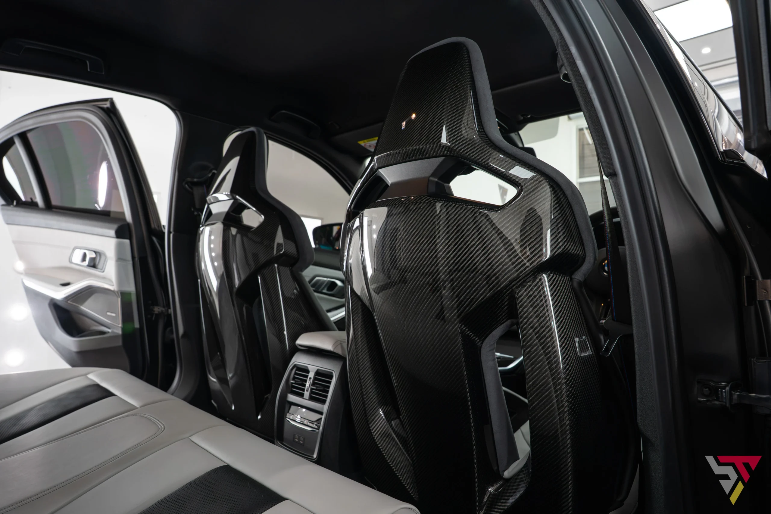BMW M3 G80 Stage 2 Frozen Black BMW Individual Evolve Automotive 750PS carbon bucket seats
