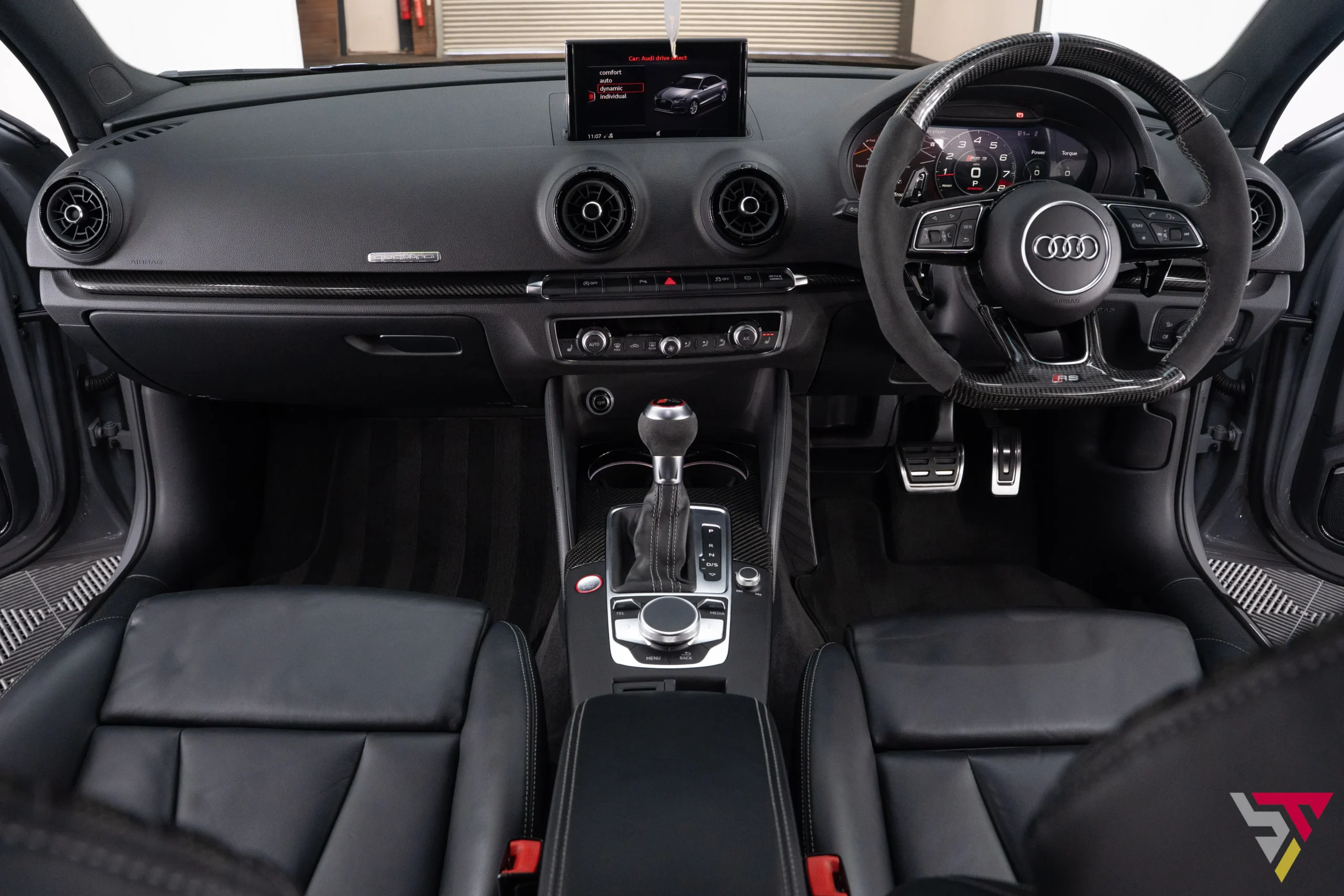 Nardo Grey Audi RS3 8V DAZA Saloon Stage 3 Interior