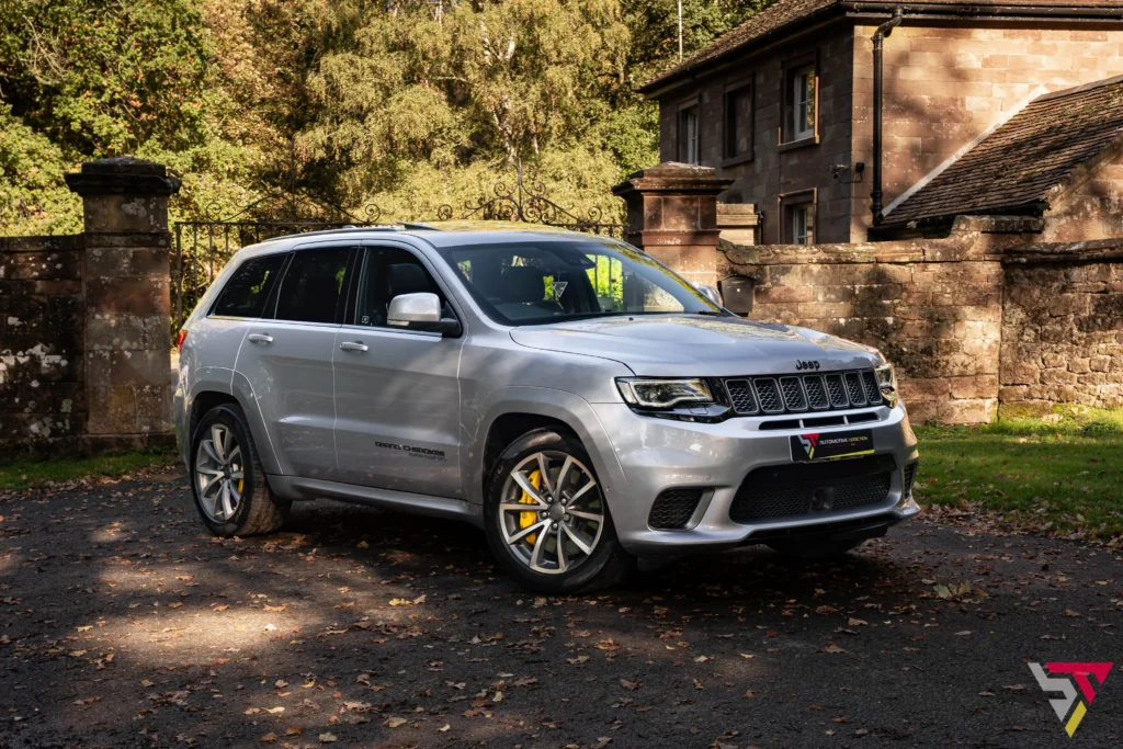 Jeep Grand Cherokee Trackhawk Billet Silver Metallic Front