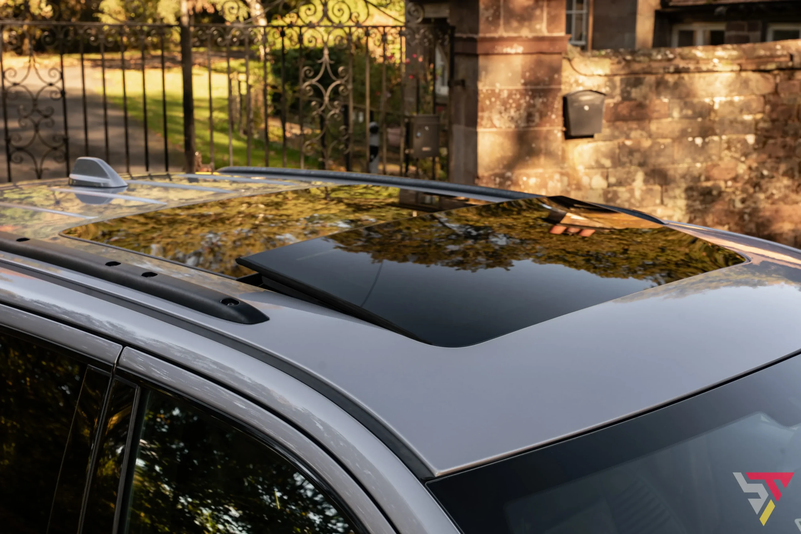 Jeep Grand Cherokee Trackhawk Billet Silver Metallic Sunroof